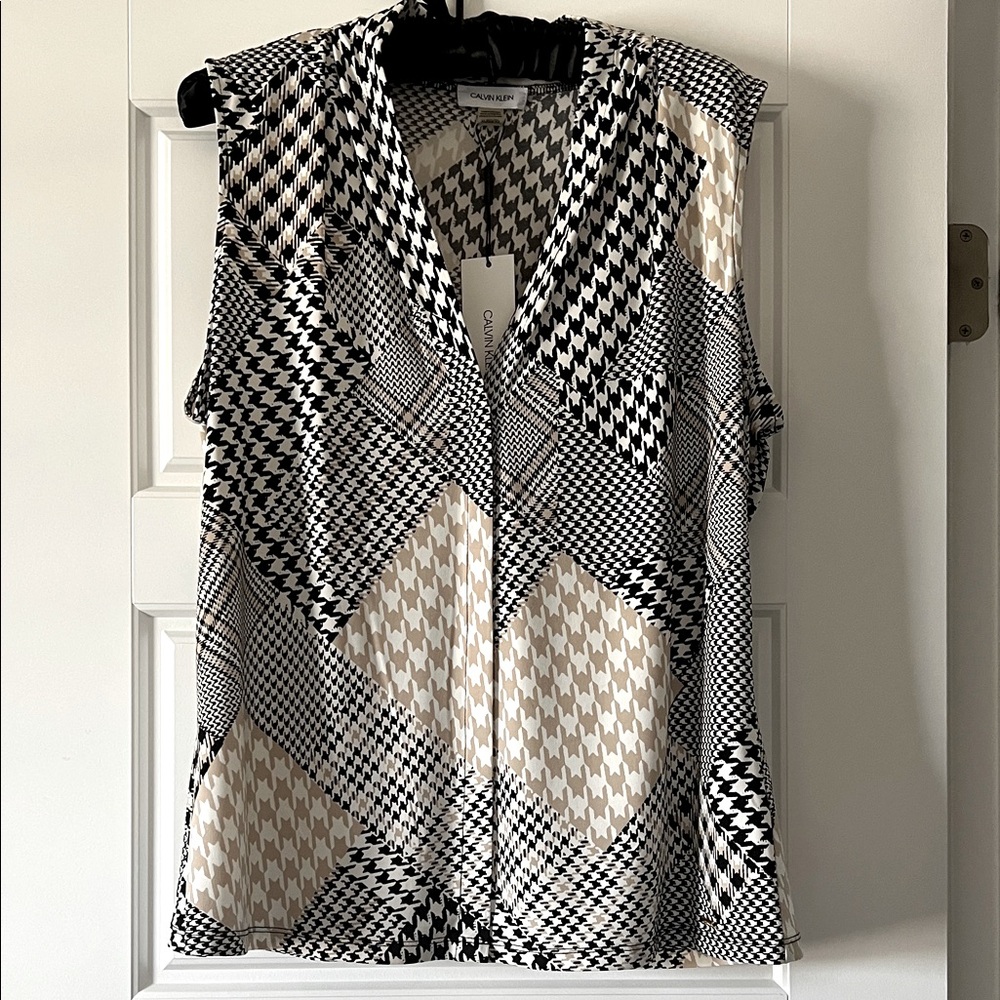 NWT Calvin Klein Women's Geometric Black and Cream Blouse Size XL